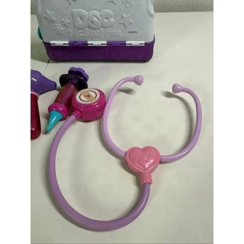 Disney Junior Doc McStuffins Toy Hospital Doctor's Bag Play Set with Accessories